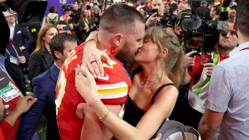 Travis Kelce & Taylor Swift